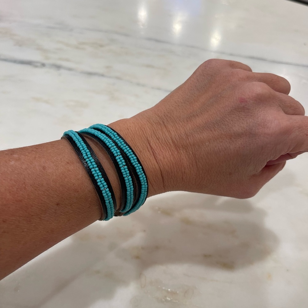 Sidai Designs, Triple Wrap Bracelet, Leather and Turquoise Beads, NWOT
